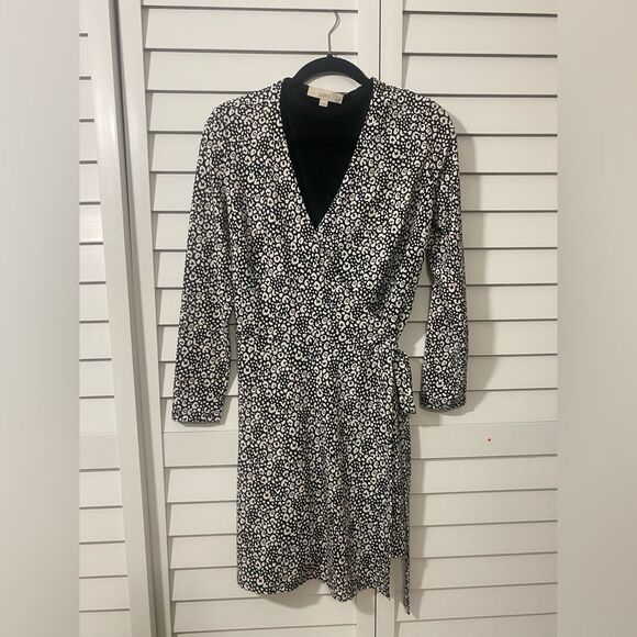 Black and White Wrap Dress - Picture 2 of 6